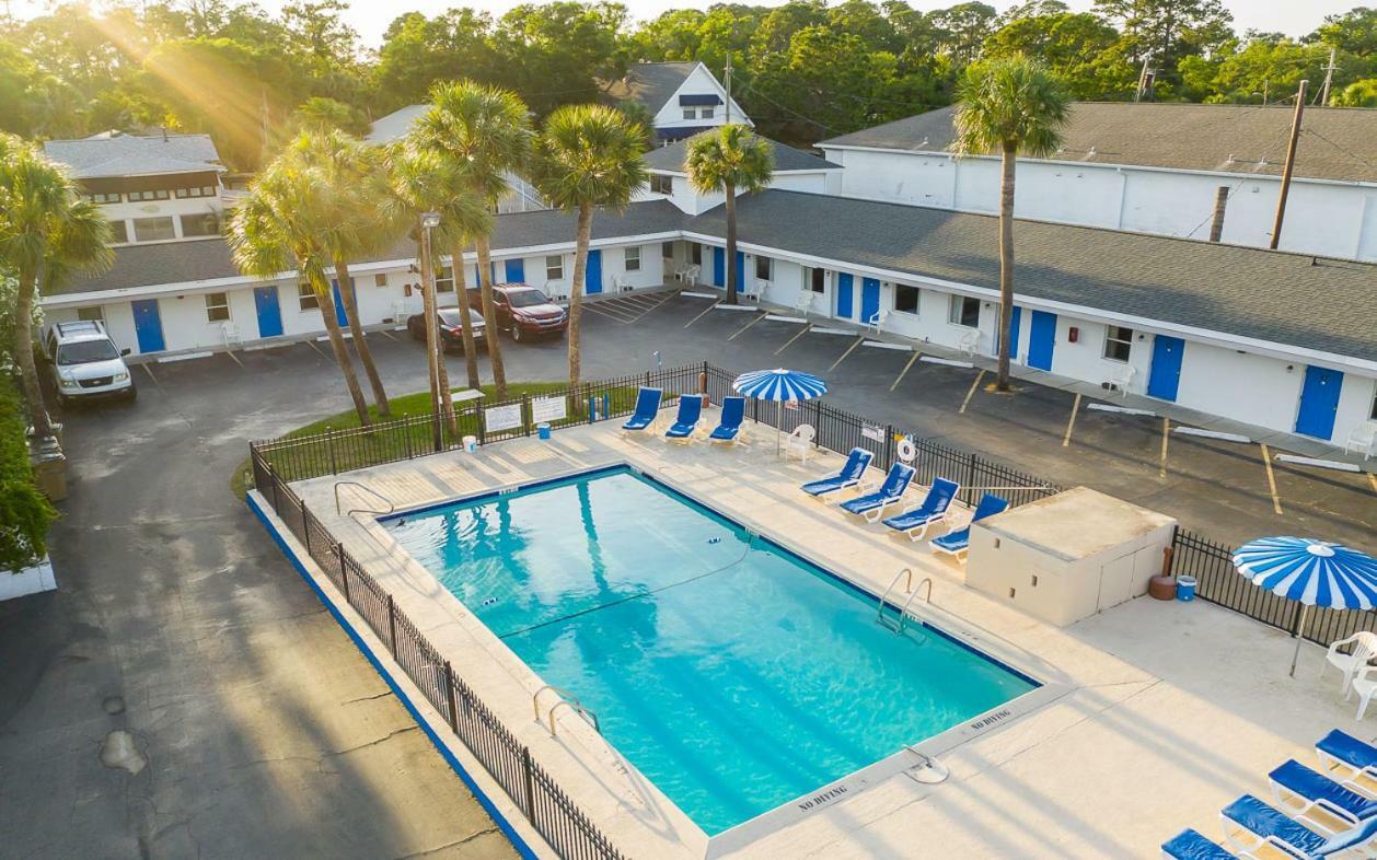 Royal Palms Motel 泰比岛 外观 照片